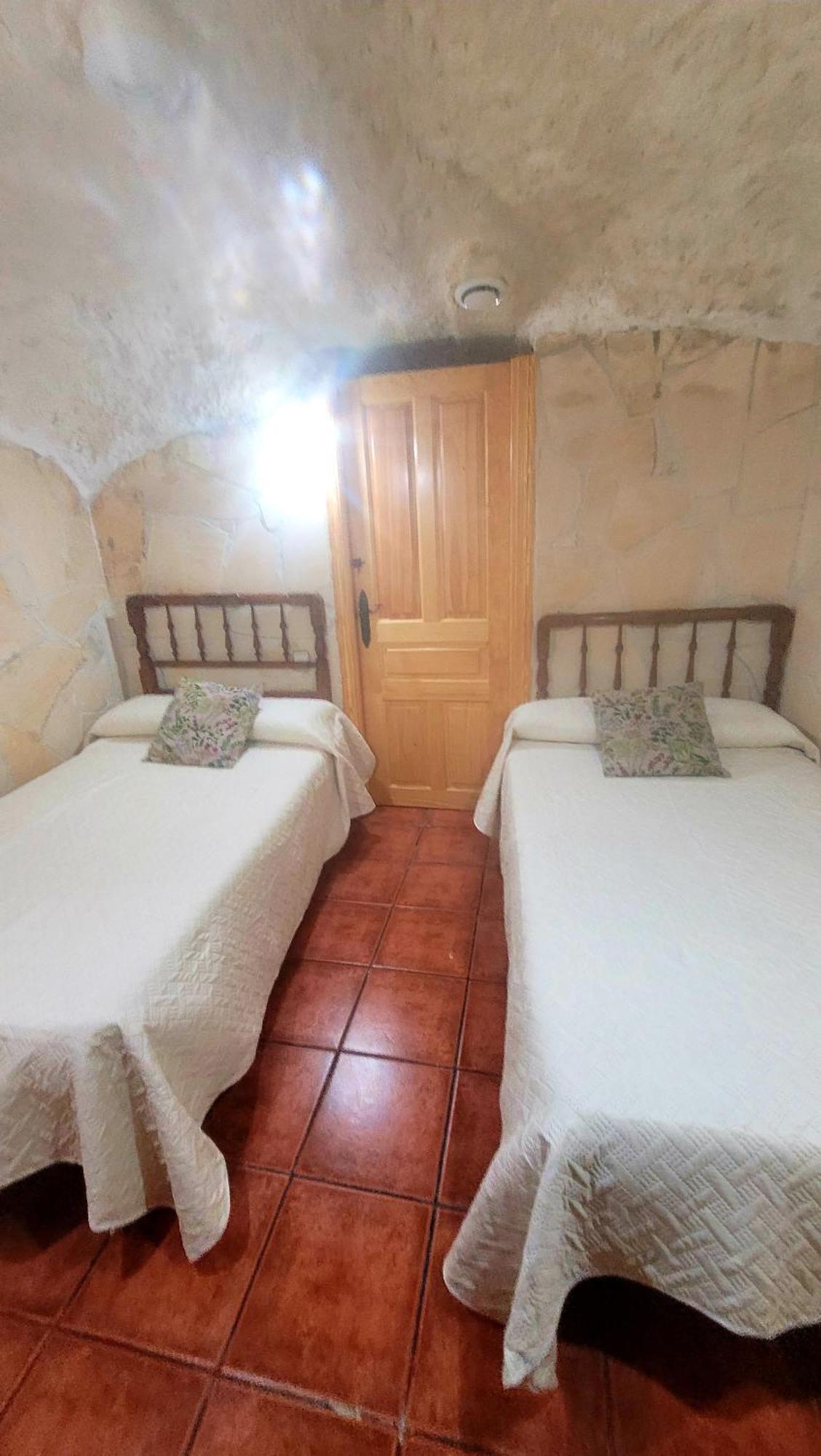 Casas Rurales Maribel - Complejo El Tejar - Apartamentos Con Jacuzzi En Alcala Del Jucar Casas del Cerro ห้อง รูปภาพ